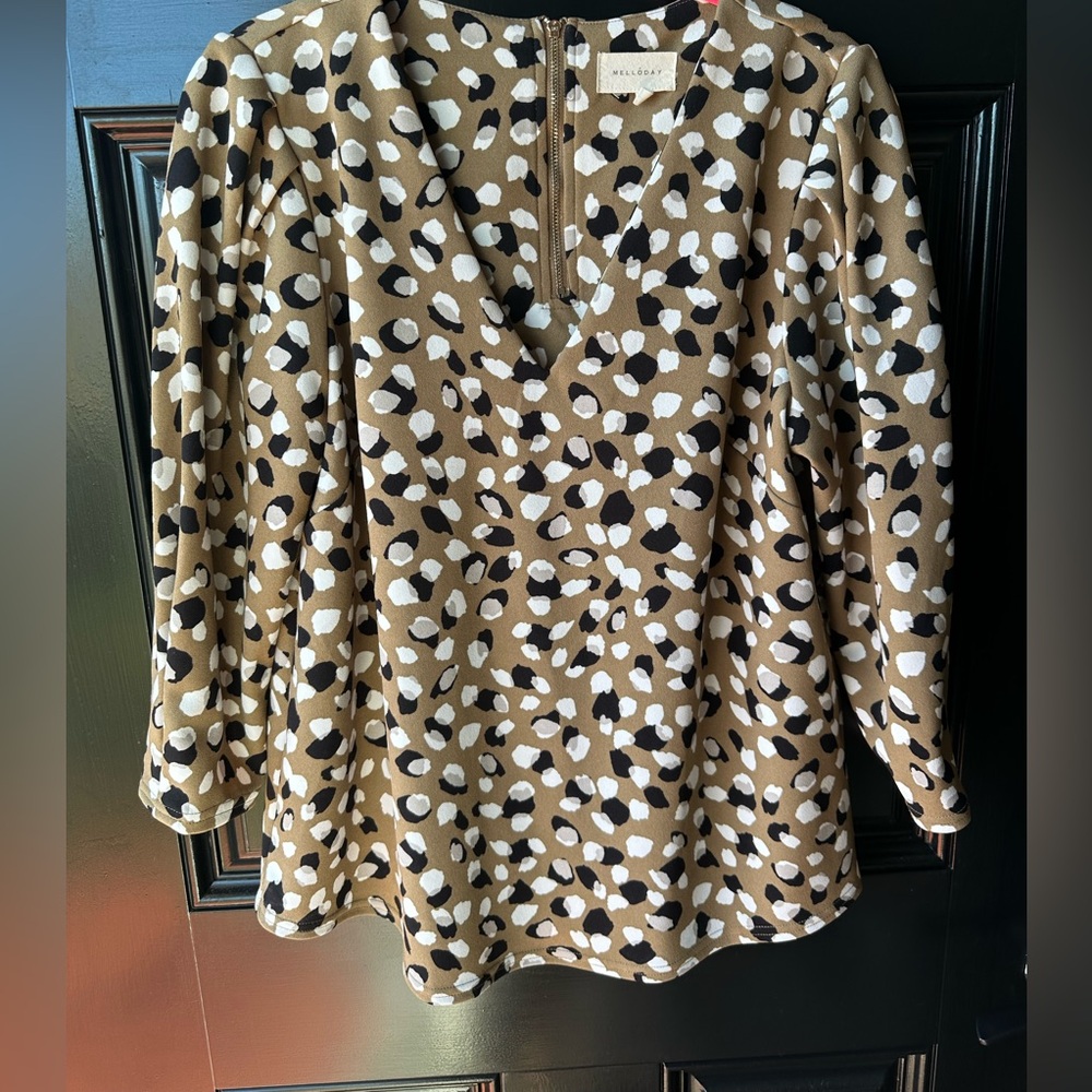 Melloday 3/4 sleeve brown tan dot shirt